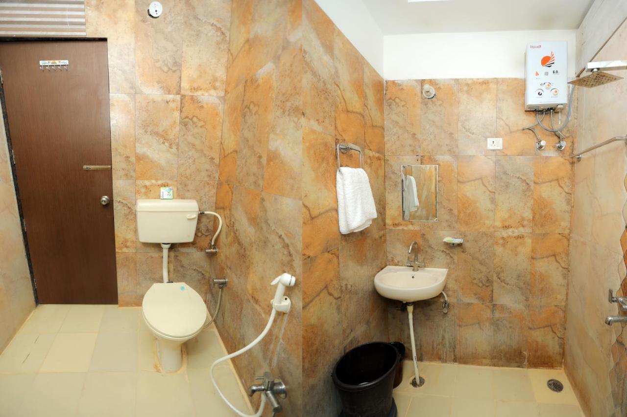 Guest house Anand Varsha Luxury Stays *