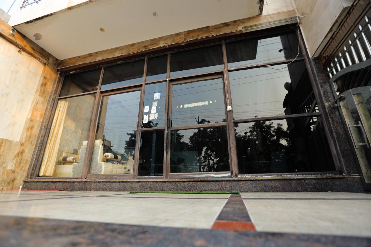 Anand Varsha Luxury Stays
