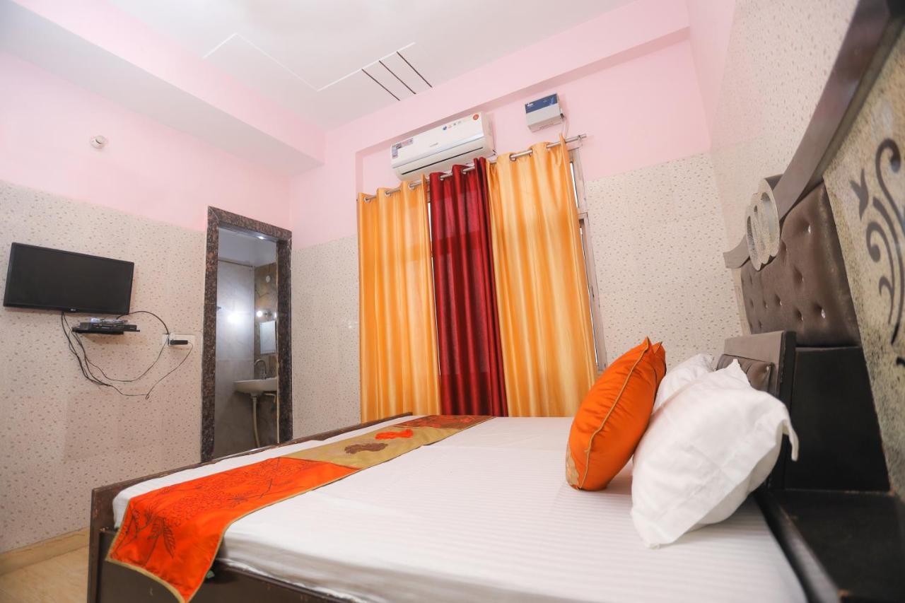 Anand Varsha Luxury Stays